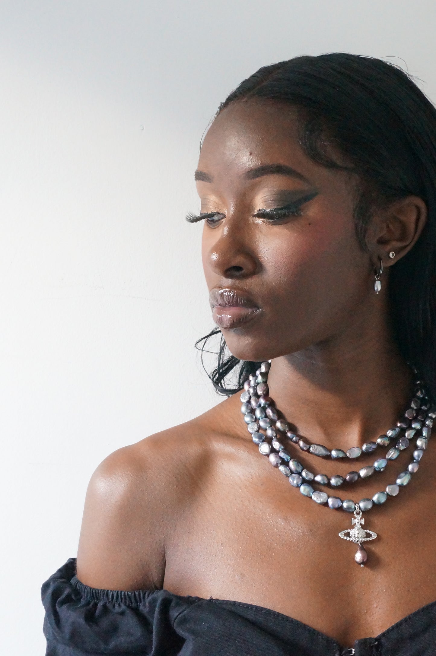VICTORIA Three Layer Pearl / Black Pearl Necklace / Three Row Pearl Drop Choker