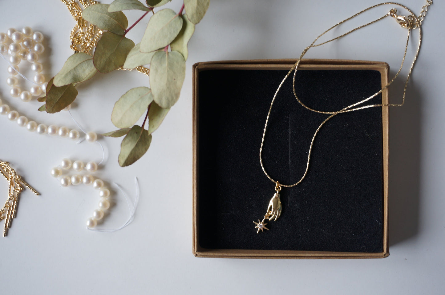 Dainty Gold/Silver Tarot Hand and Star Necklace