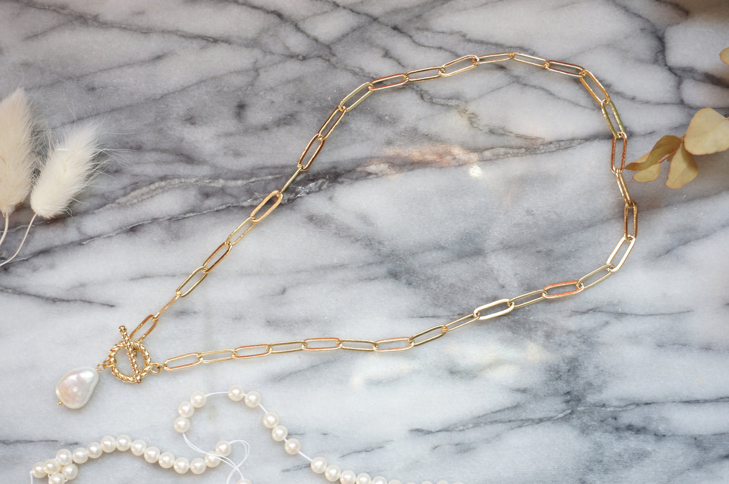 Chunky Gold Chain T-Bar Necklace with Pearldrop Pendant