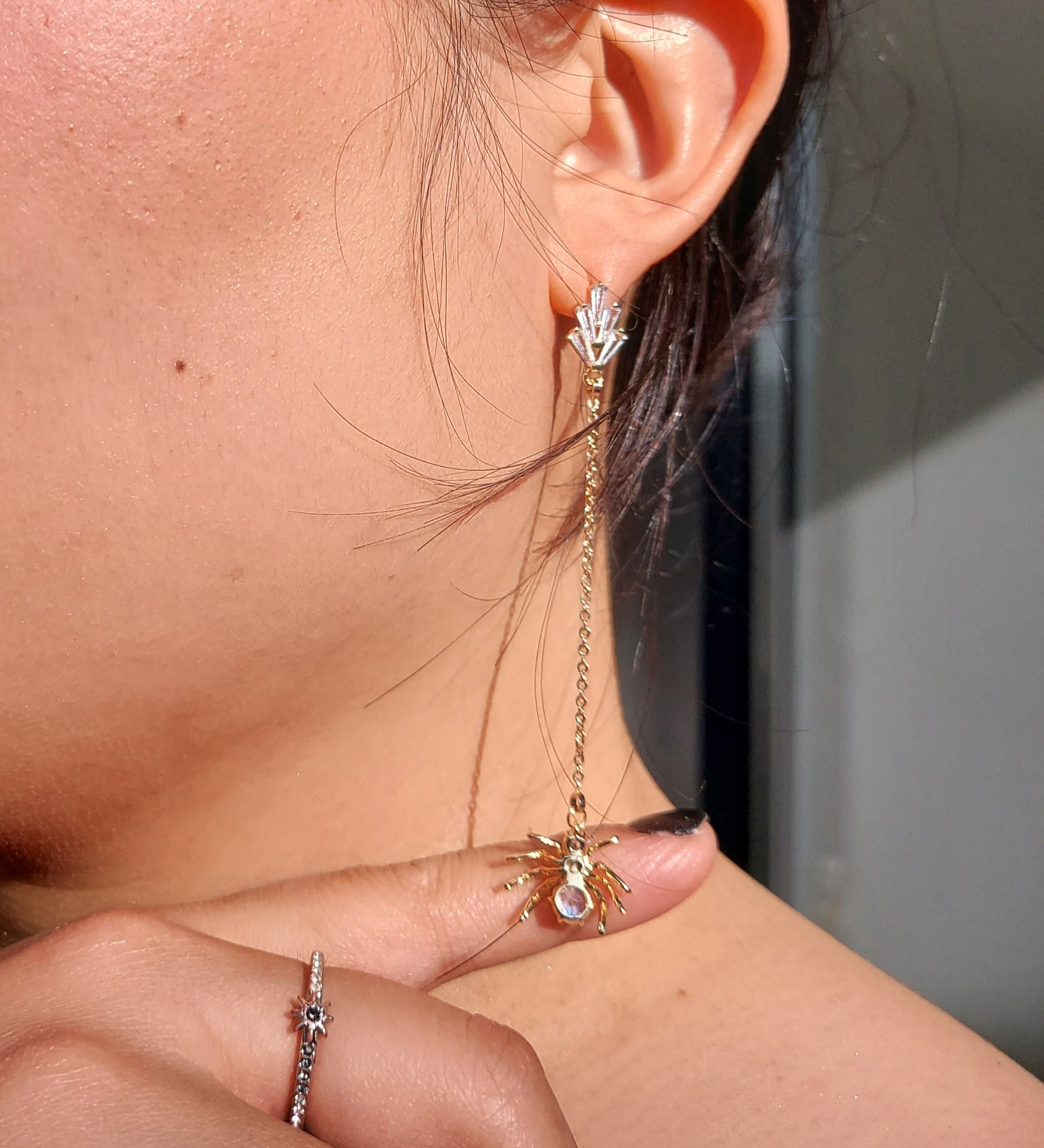 ARAGOG Gold/Silver Spider Dainty Chain Drop Earrings