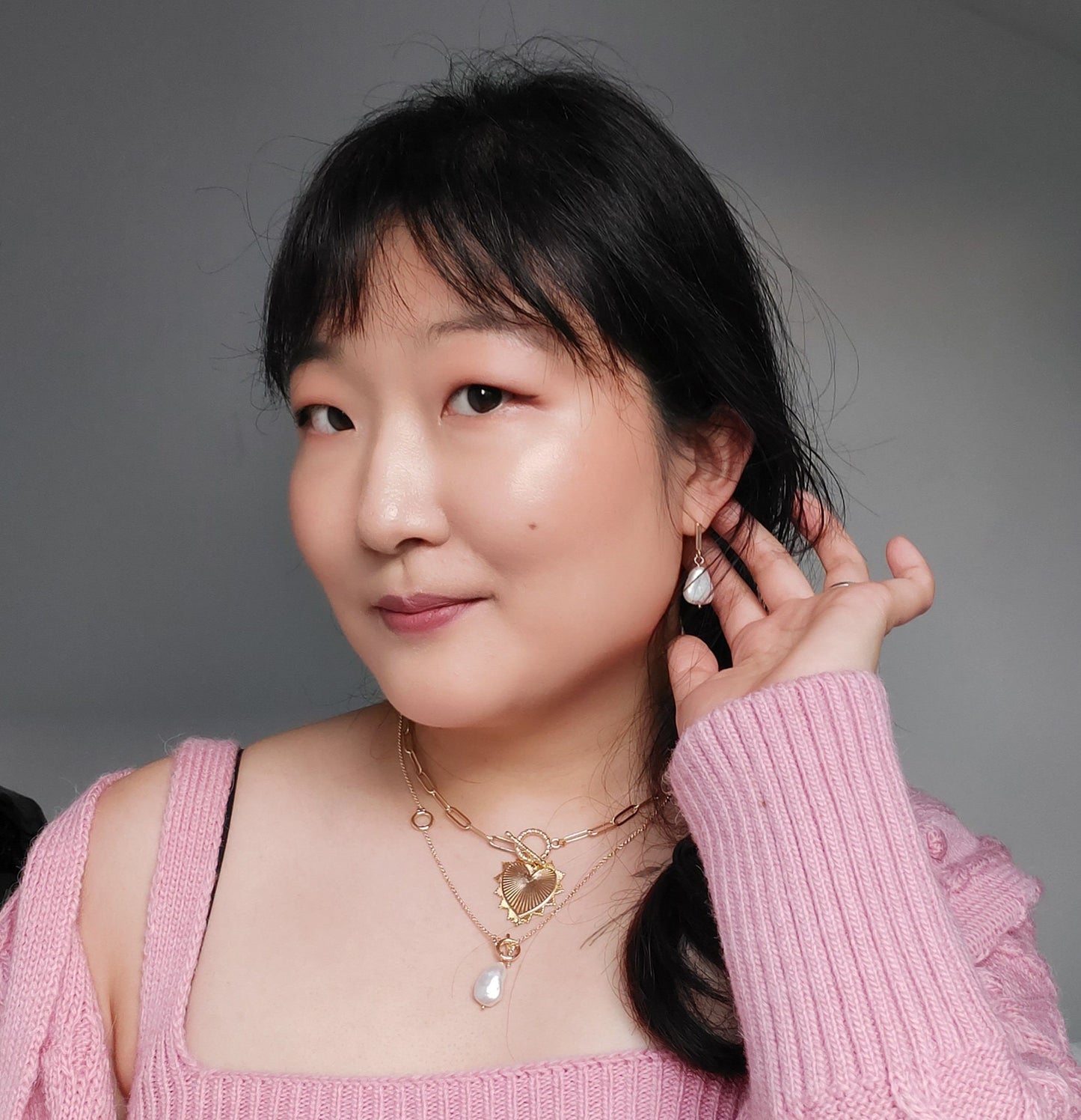 Minimal Pearldrop Earrings/ Genuine Pearl Earrings