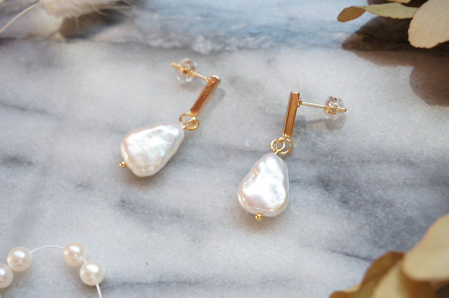 Minimal Pearldrop Earrings/ Genuine Pearl Earrings