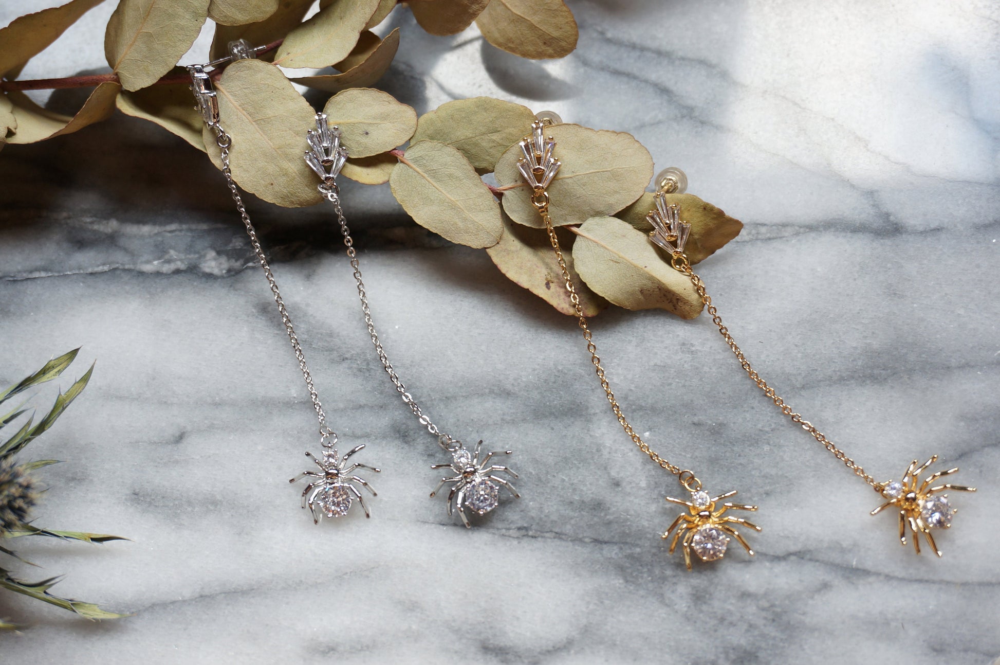 ARAGOG Gold/Silver Spider Dainty Chain Drop Earrings