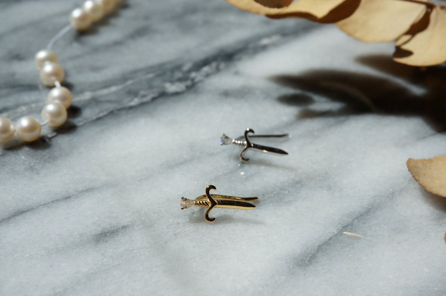 Dainty Dagger Climber SINGLE Earring 925 Sterling Silver Gold/Silver