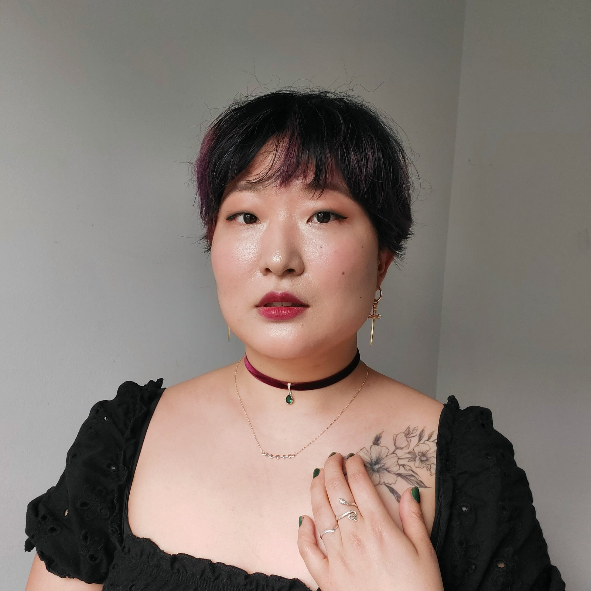 IVY Green Teardrop and Burgundy/Black Stretch Velvet Choker