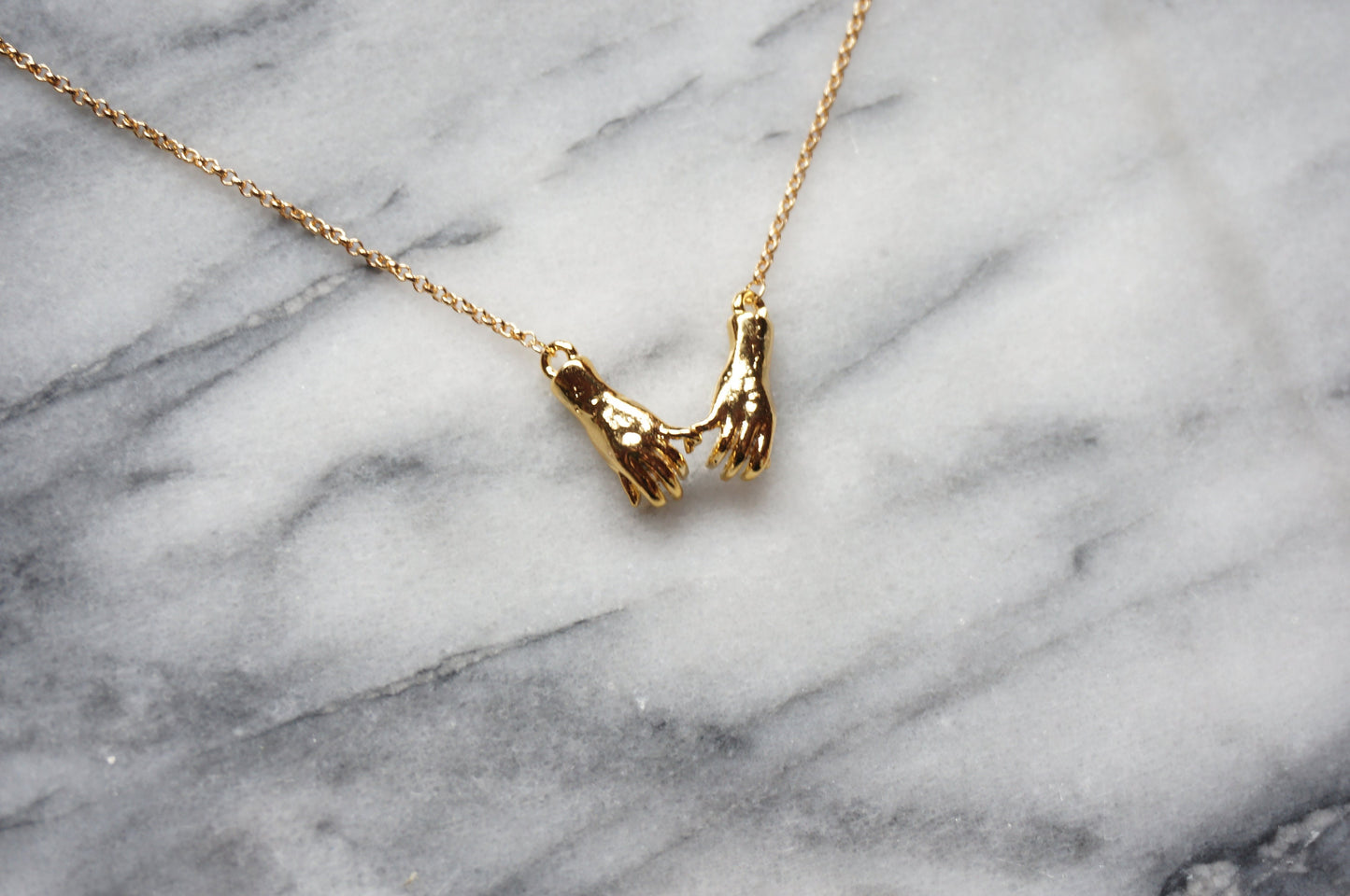 PROMISE Hand Holding Hand Gold / Silver Plated Chain Necklace