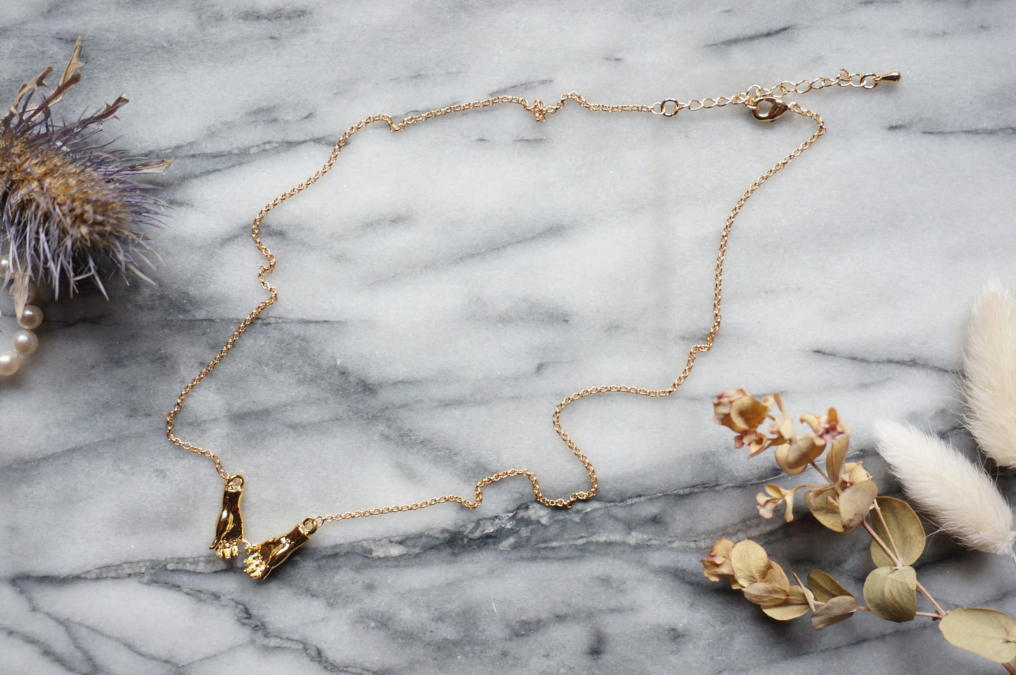 PROMISE Hand Holding Hand Gold / Silver Plated Chain Necklace