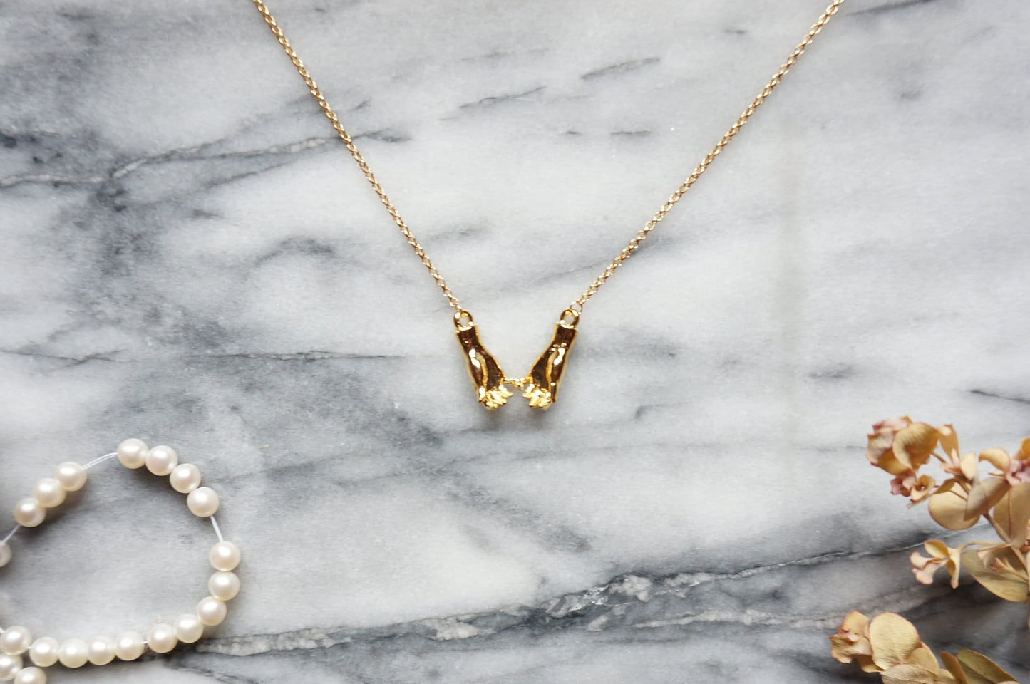 PROMISE Hand Holding Hand Gold / Silver Plated Chain Necklace