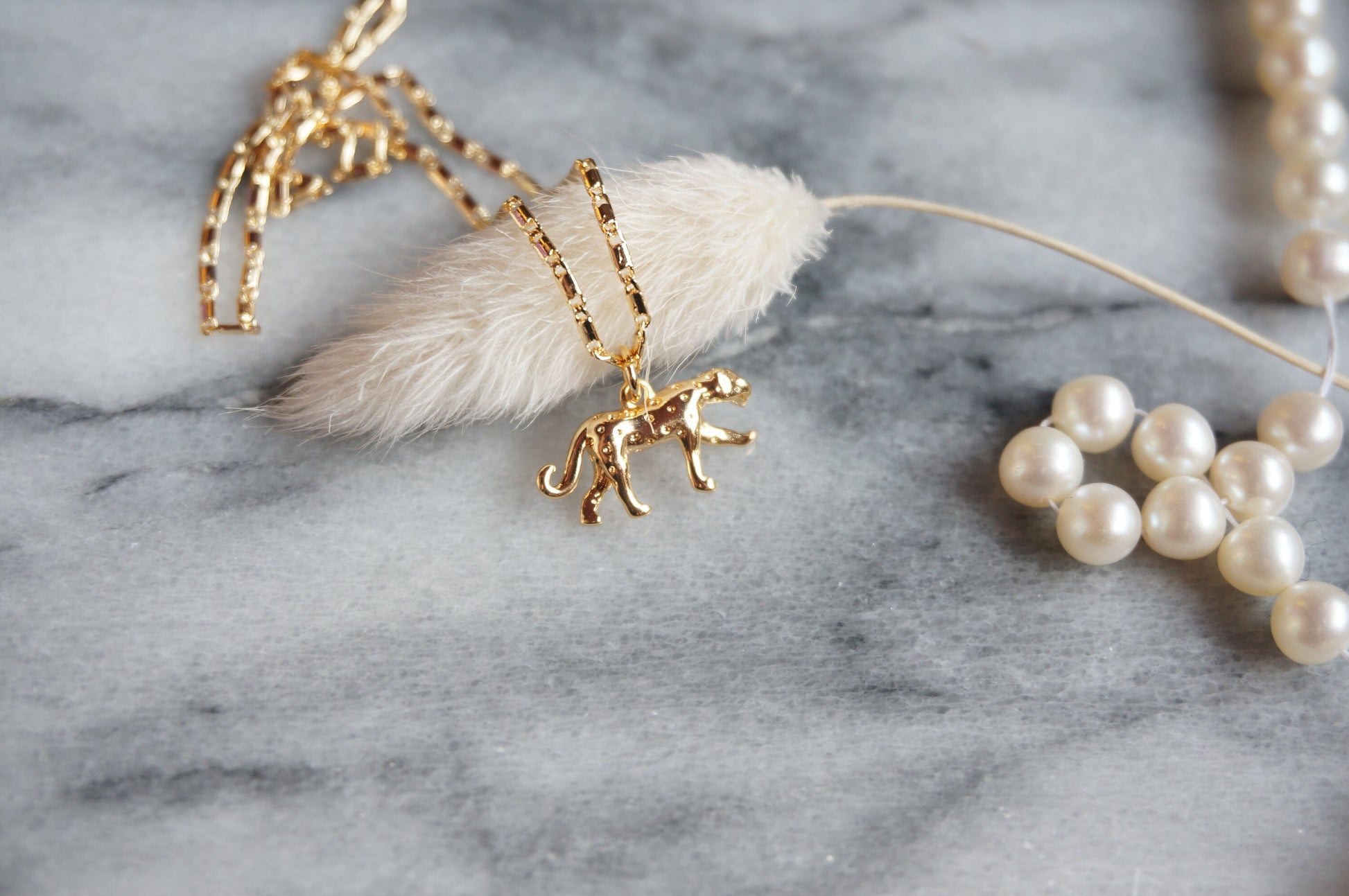 CHEETAH Dainty Gold Necklace with Cheetah / Leopard Charm