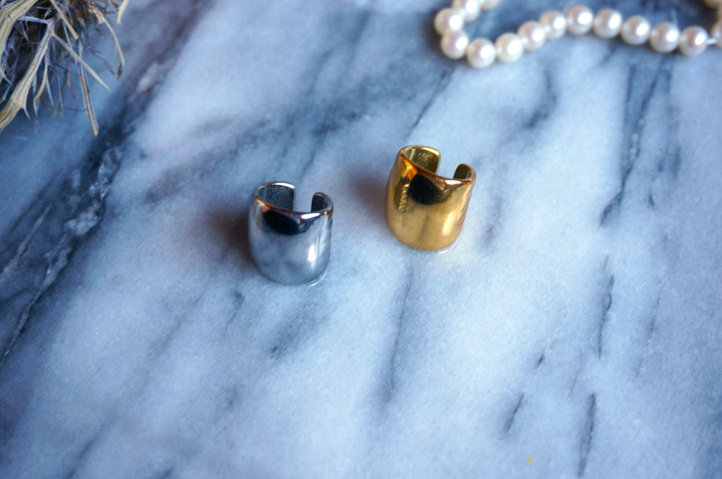 Alexei Minimal Chunky Gold/ Silver Ear Cuff Single