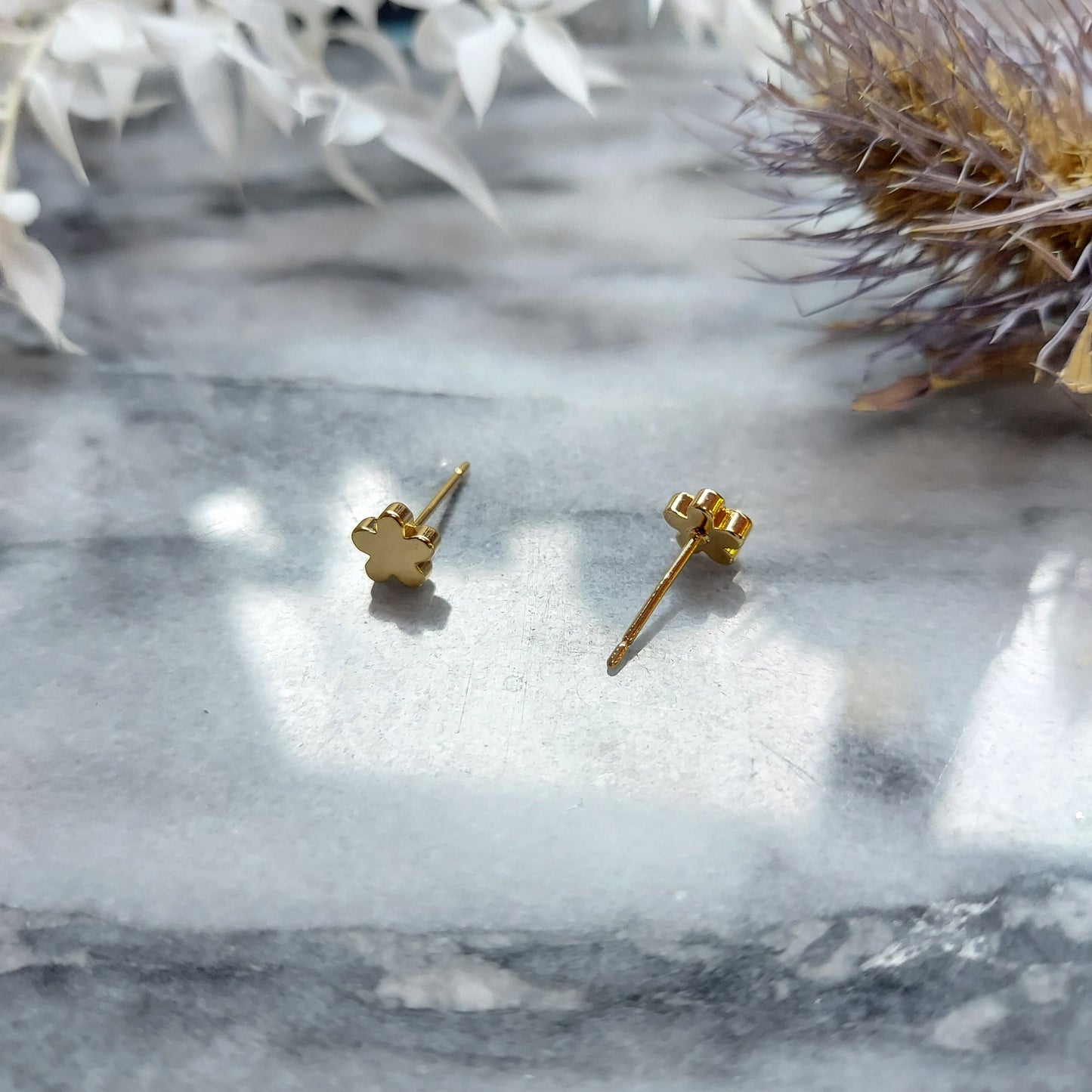 Dainty Minimal Gold Flower Stud Earrings
