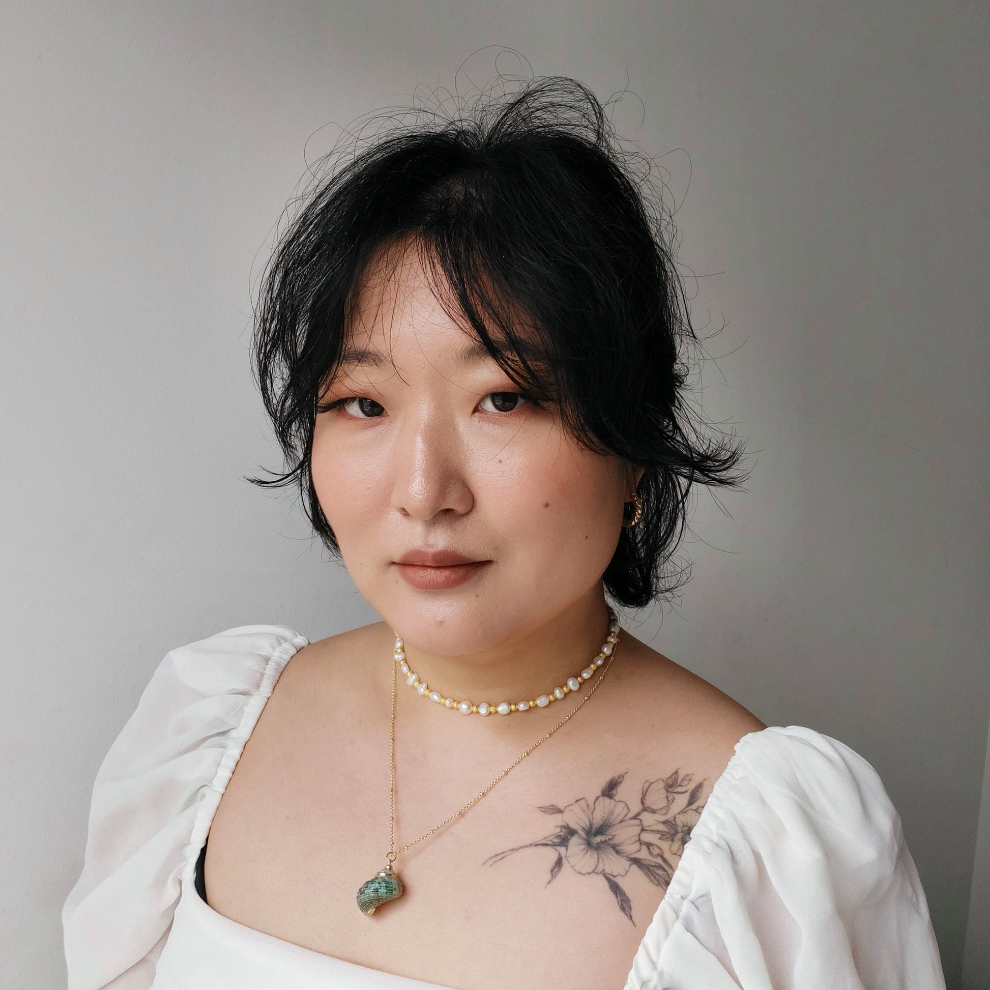 URSULA Gold Shell Necklace