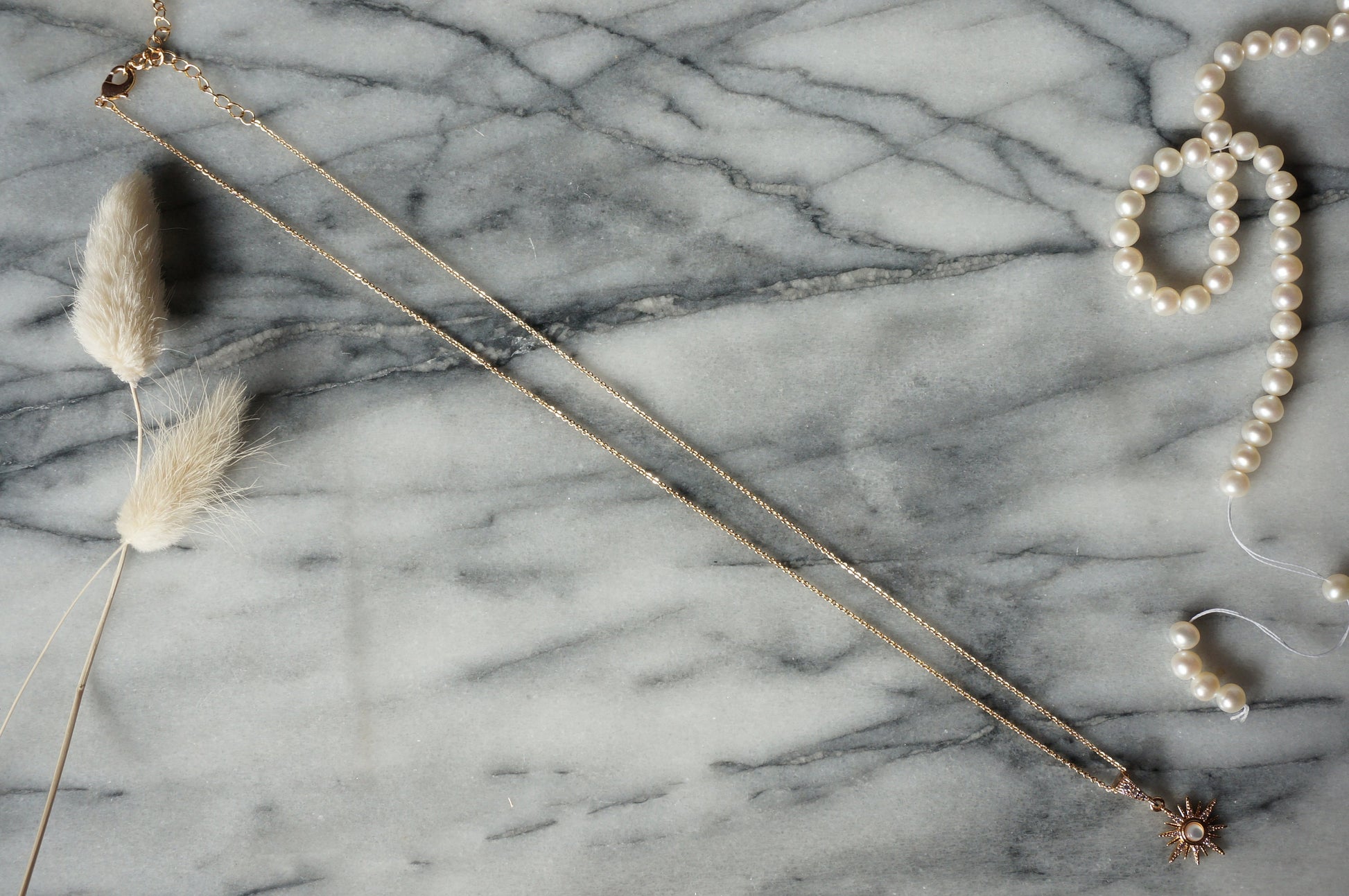 EOS Gold/Silver Sun/Moon Pendant Necklaces