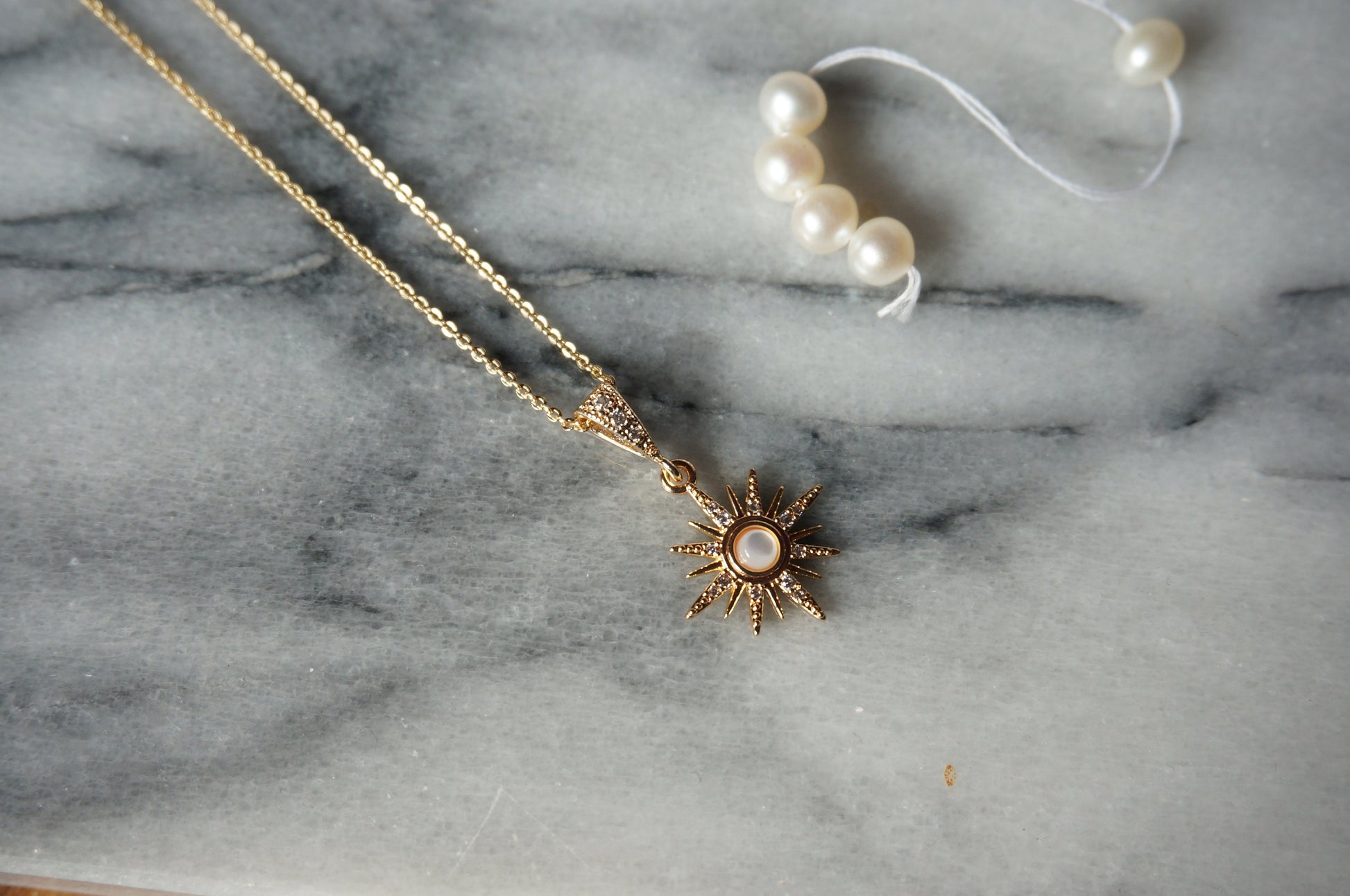 EOS Gold/Silver Sun/Moon Pendant Necklaces