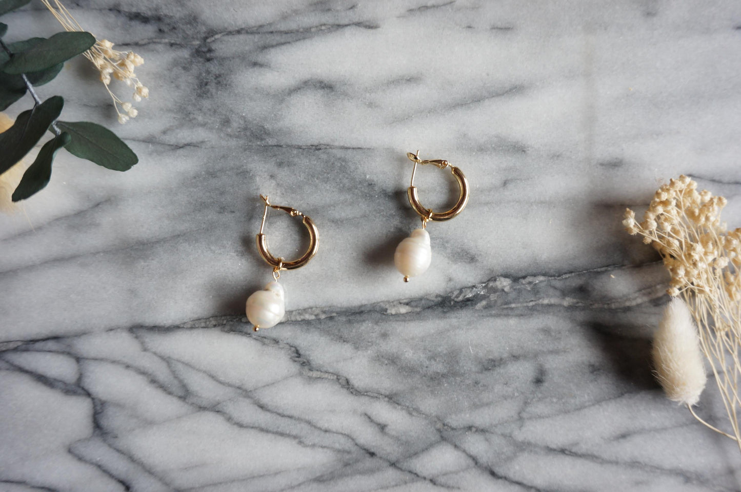 VERMEER Antique Genuine Pearl Earrings / Freshwater Pearl Hoop Earrings