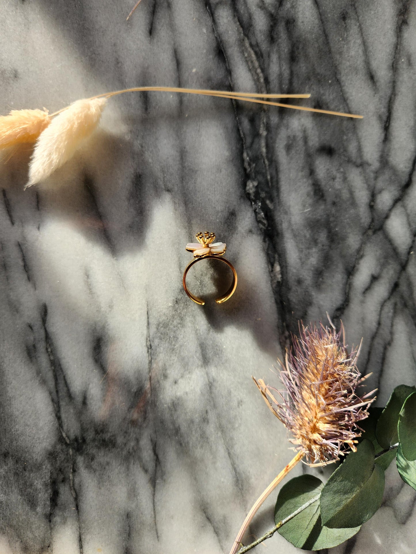 Sakura Thick adjustable gold band Ring