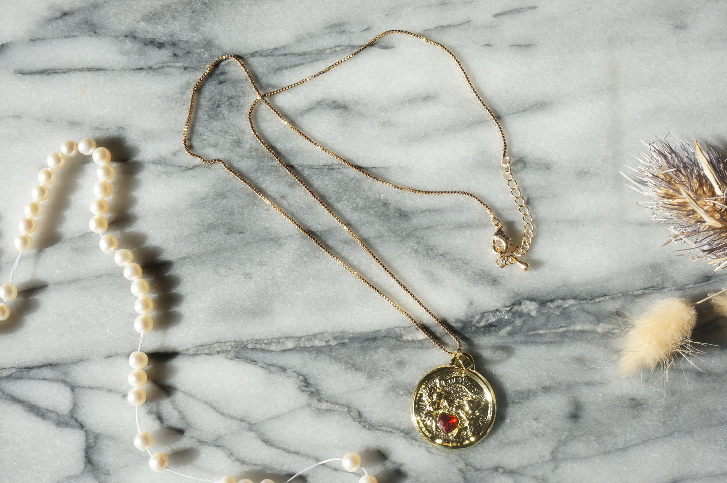 Il Bat Pour Toi, 18k Gold Plated Vintage French Medal Necklace / My Heart Beats For You Medal