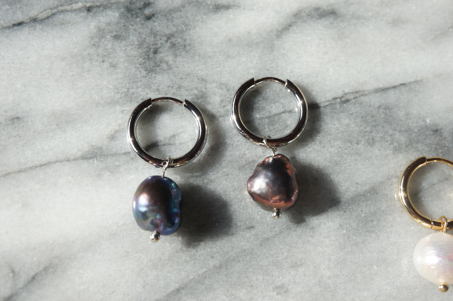 Minimal baroque white/black pearl hoop earrings/ gold and silver plated pearl earrings