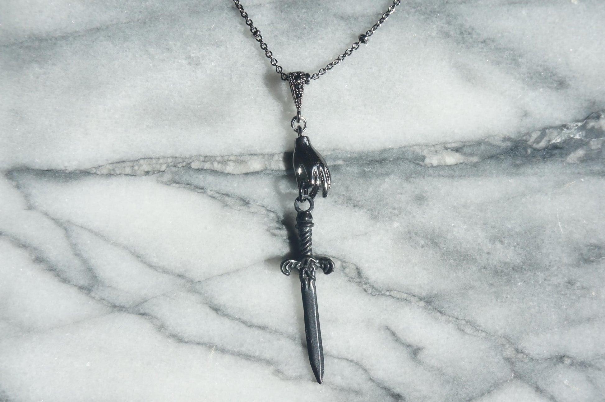 Gold/Silver Queen of Swords Tarot Necklace / Dagger Necklace / Tarot hand Dainty Necklace