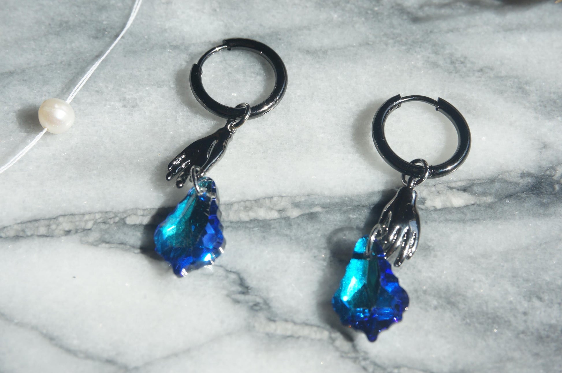 Azure HAND HOLDING blue crystal necklace and earrings