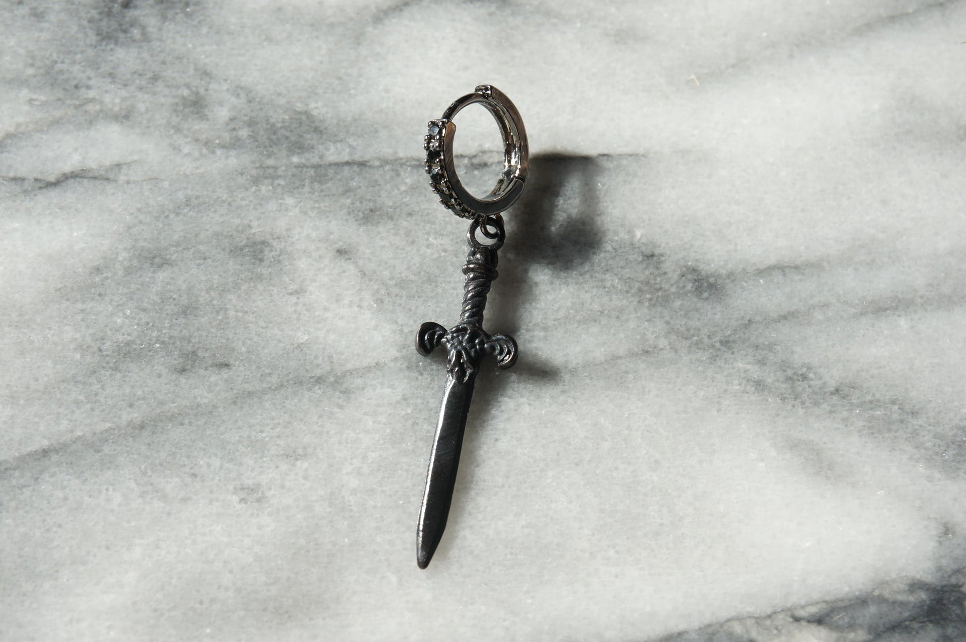Gold/Silver/Gunmetal Antique Dagger SINGLE Huggie Hoop Earring / Tarot Sword Earring SINGLE
