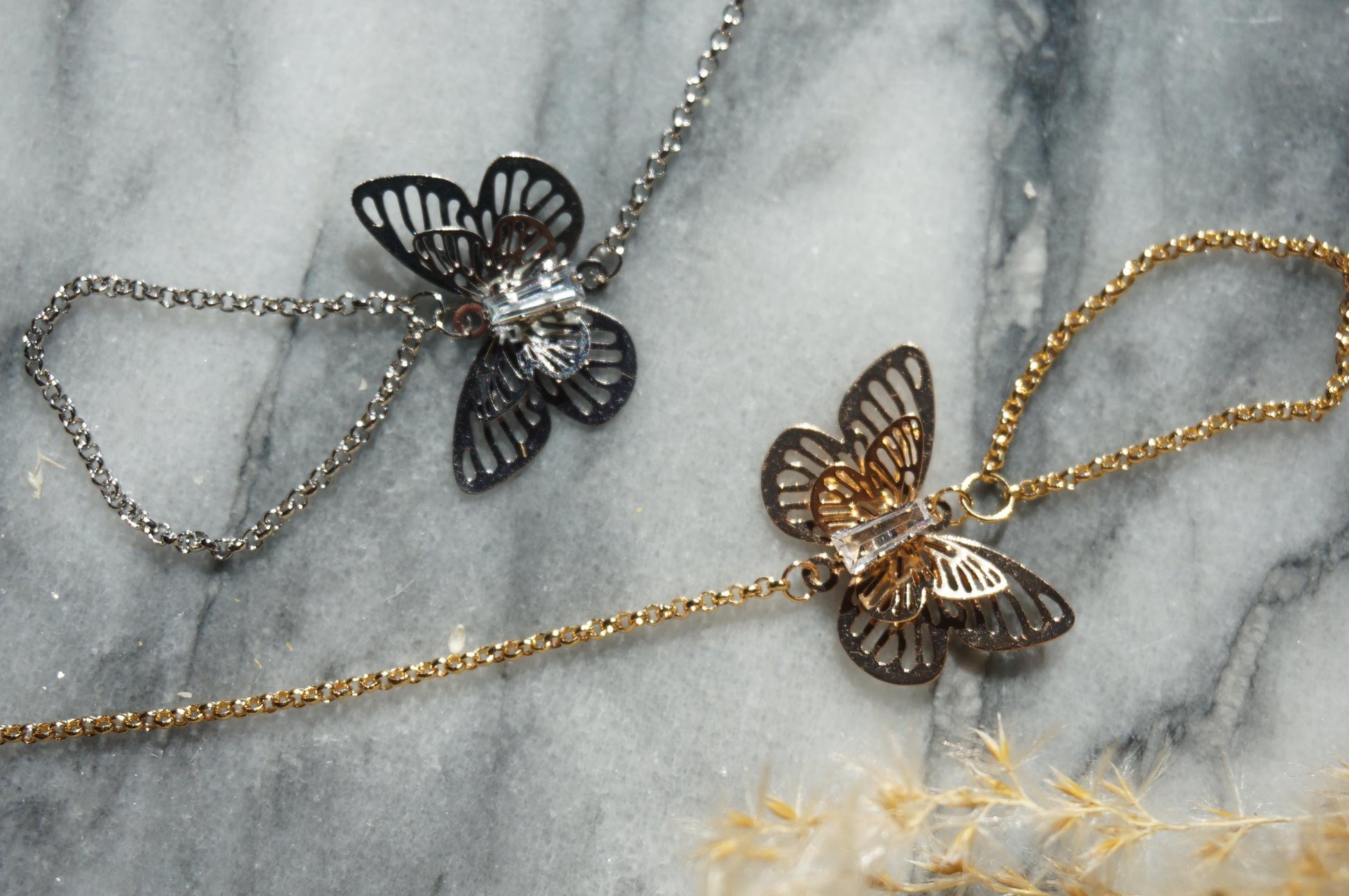 Butterfly gold/silver hand chains / fairy festival hand chain / Fairycore hand chain