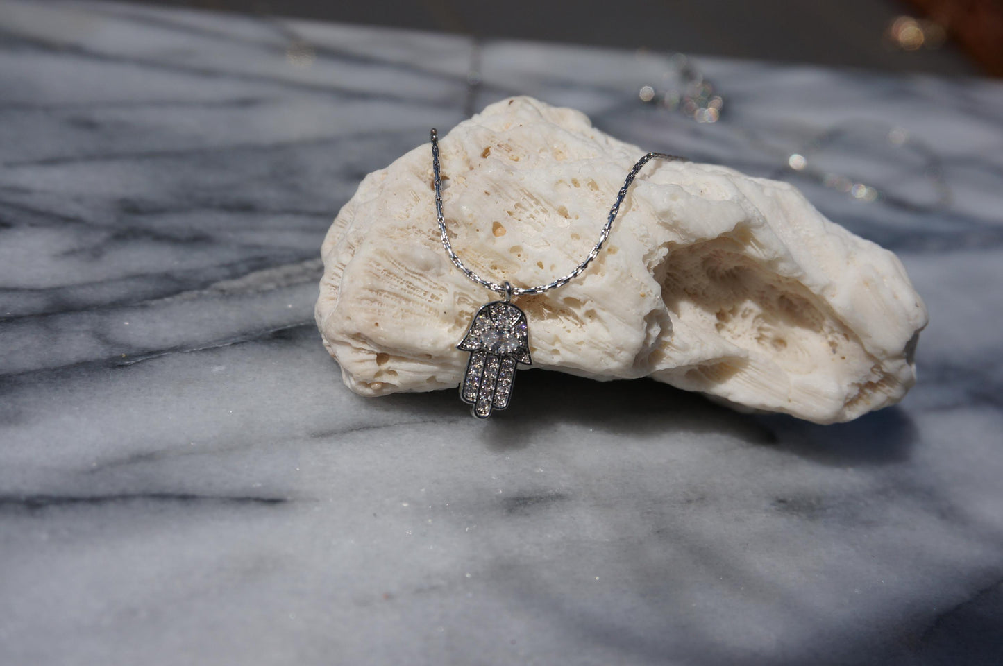 HAMSA Hand pendant Dainty necklace Gold/Silver