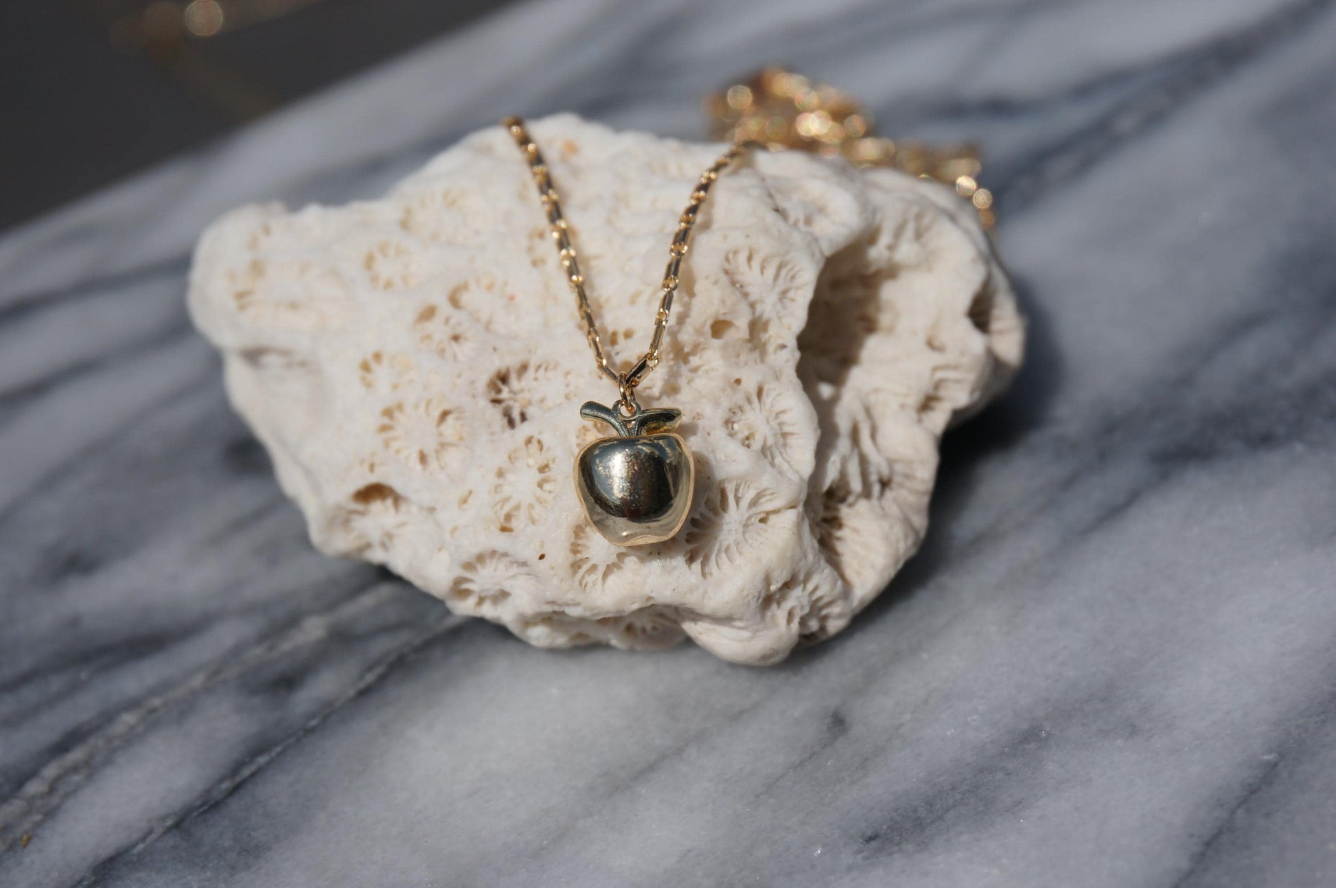 Mela Gold Pendant Necklace