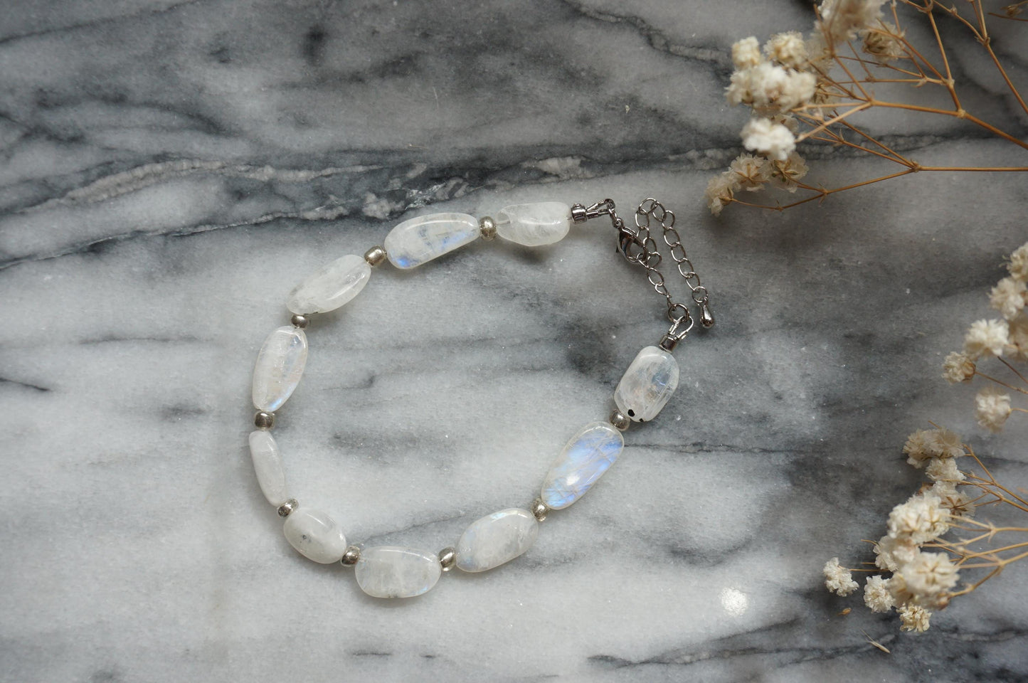 Semi-precious stone bead strand bracelets