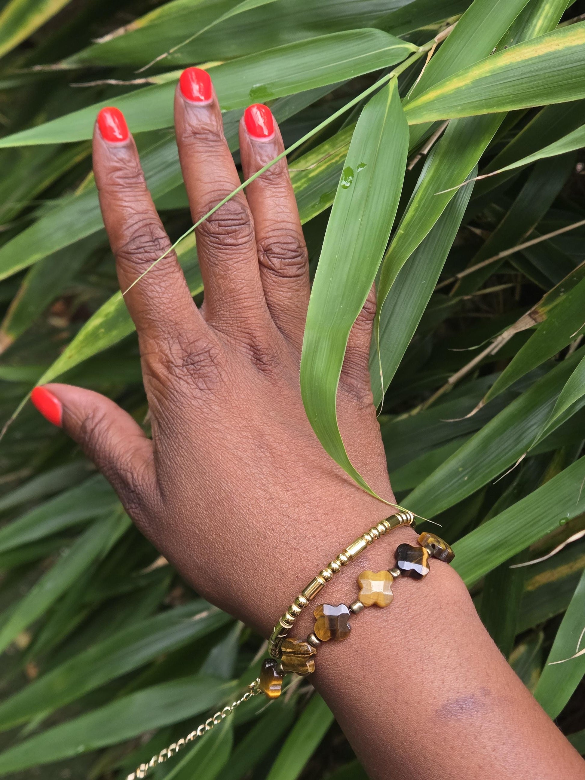 Semi-precious stone bead strand bracelets