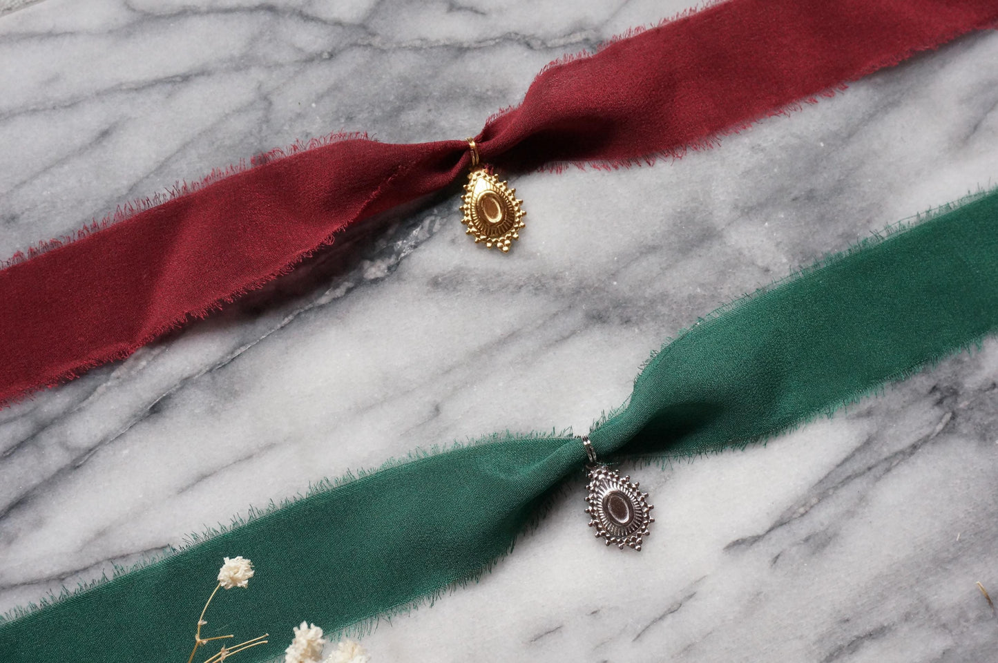 Ornate Teardrop 100% Silk Ribbon Choker / Green/Burgundy Ribbon Choker