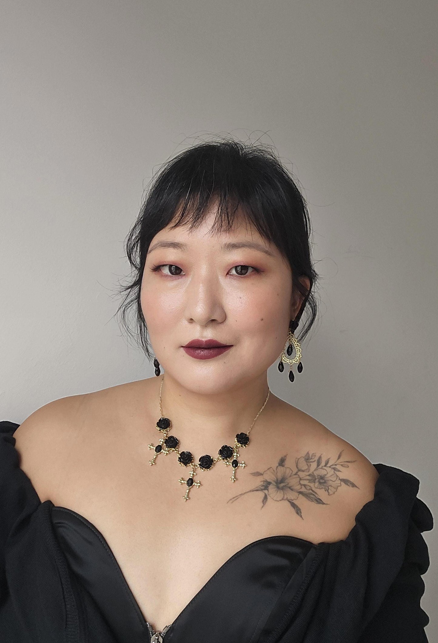 EVELYN Black Rose and Cross Earrings