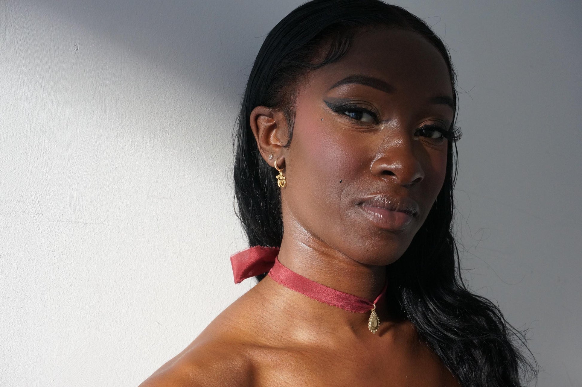 Ornate Teardrop 100% Silk Ribbon Choker / Green/Burgundy Ribbon Choker