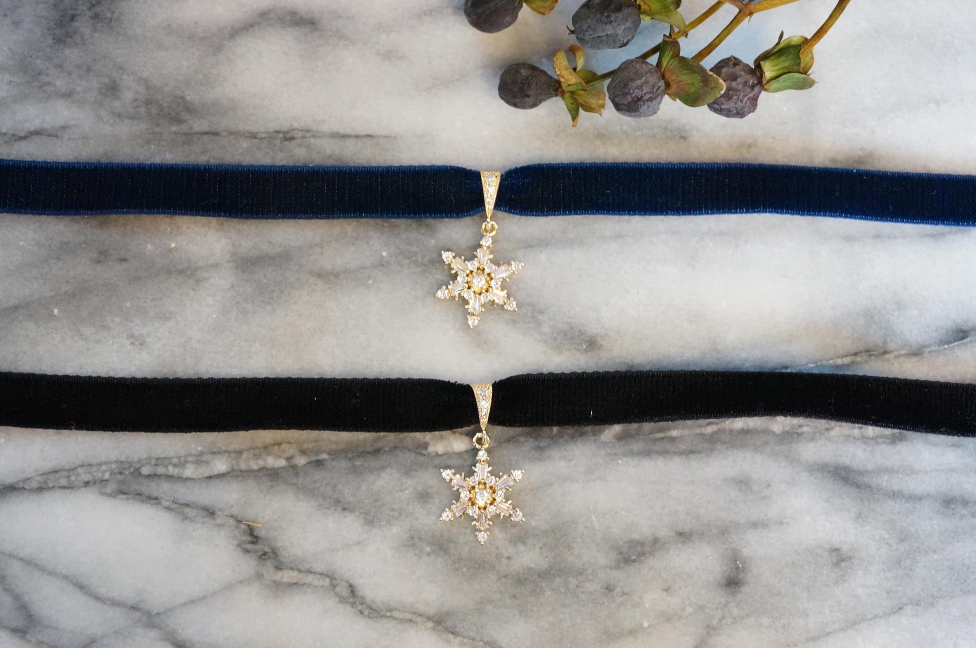 Velvet Snowflake Chokers Black/Navy / Gold Snowflake Stretch Velvet Choker