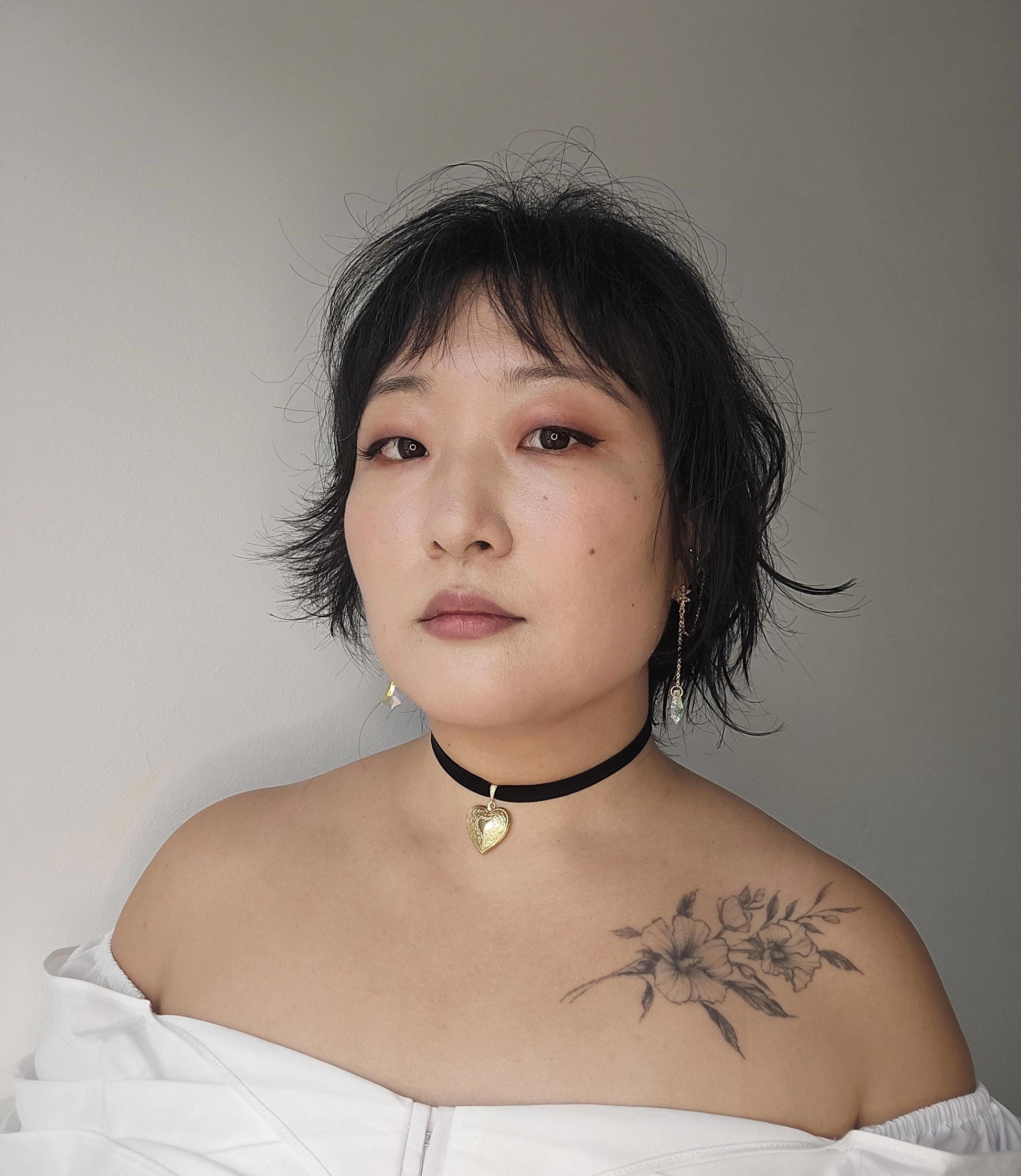 Silver Heart locket / pearl heart Brown stretch velvet choker