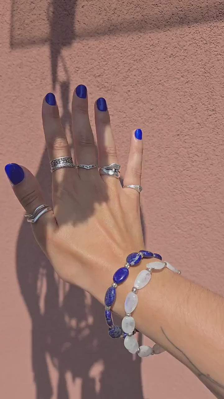 Semi-precious stone bead strand bracelets