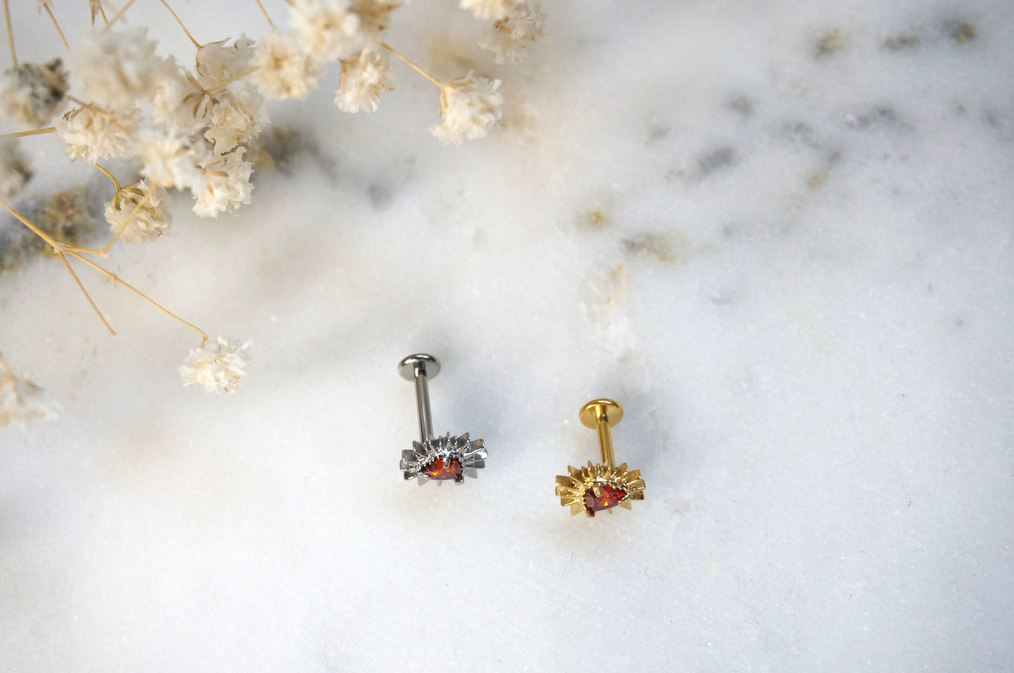 Spikey sacred heart Gold/Silver flat back