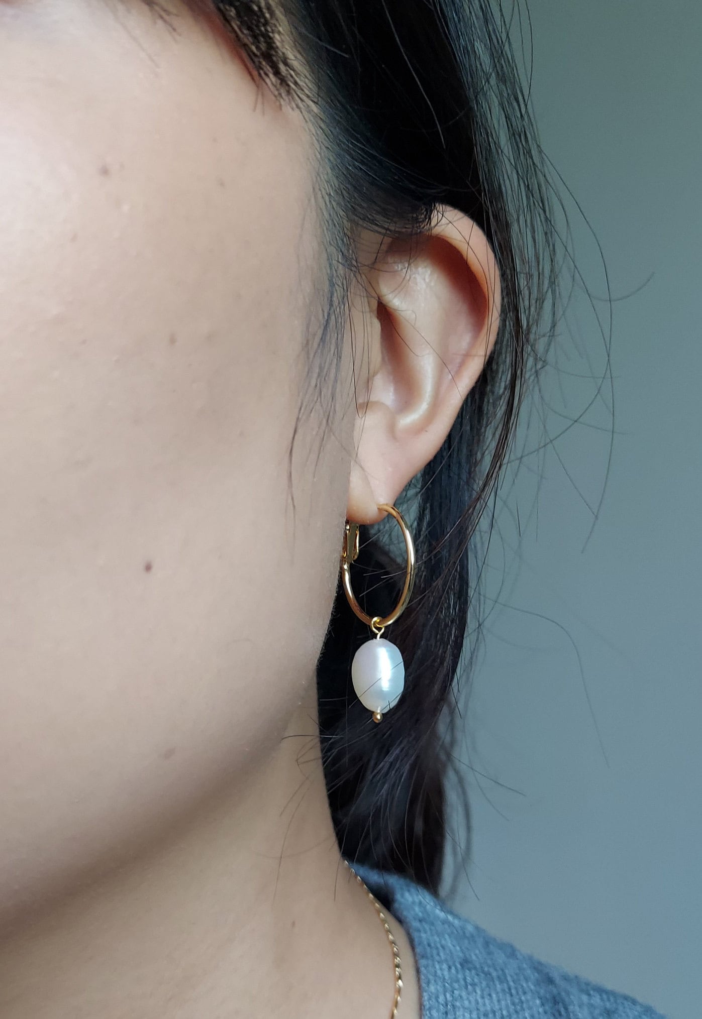 18k Gold Plated Hoop Baroque Pearl Earrings / Minimalist Pearl Earrings
