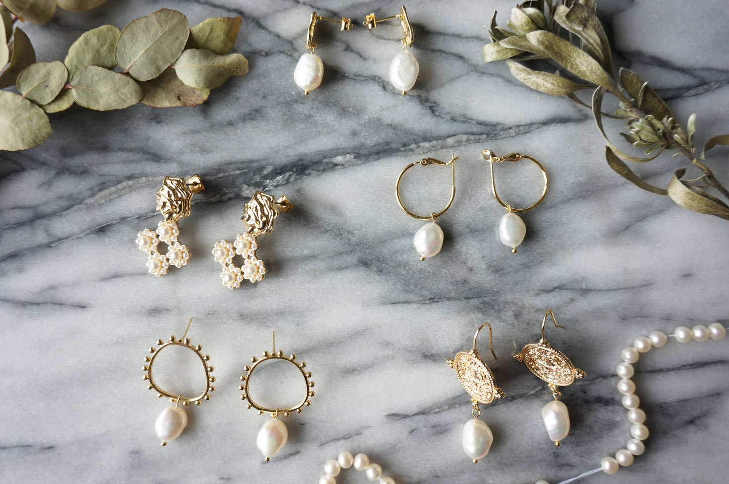 18k Gold Plated Hoop Baroque Pearl Earrings / Minimalist Pearl Earrings