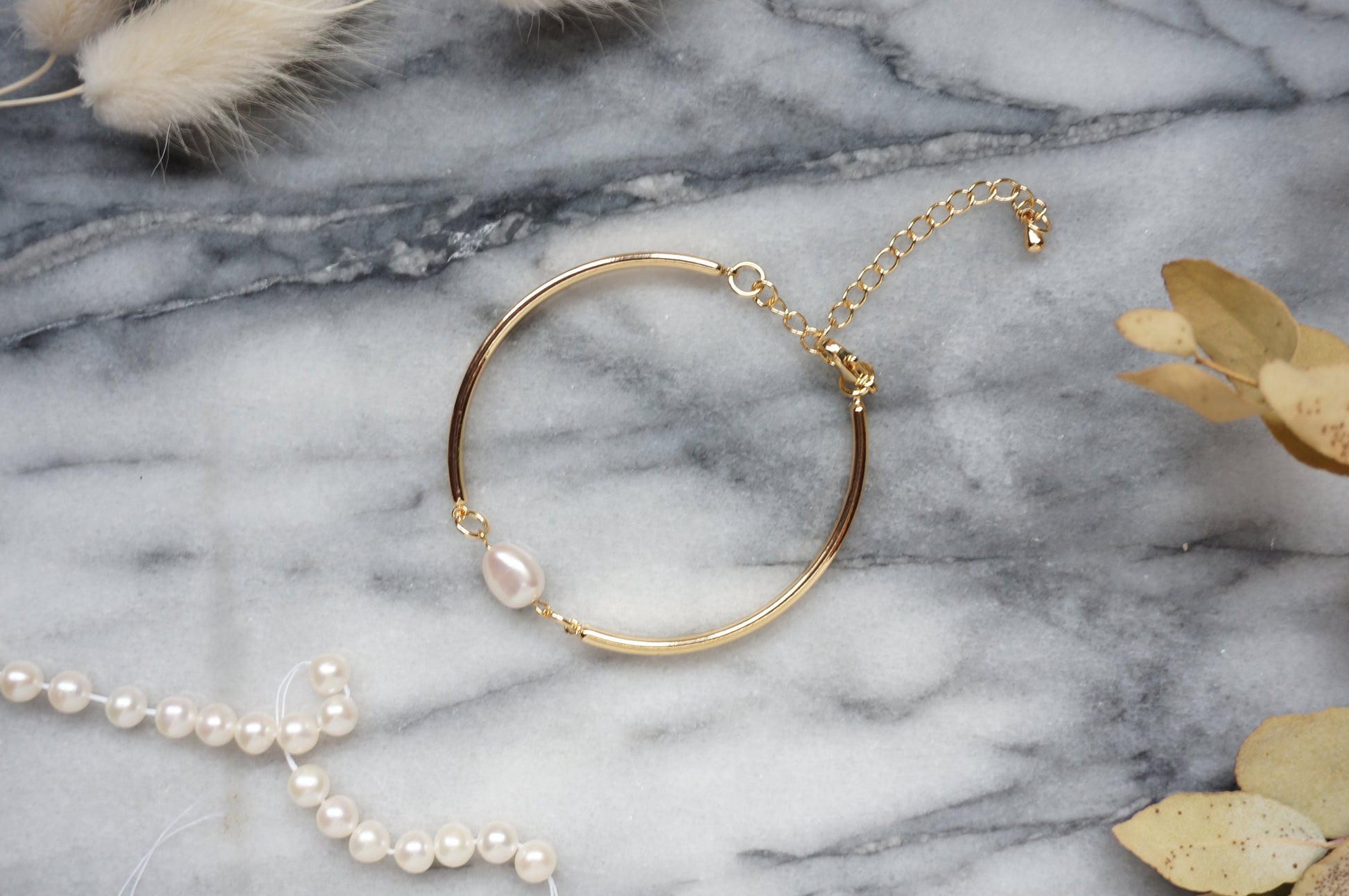 Minimal Gold/Silver Pearl bracelet / Gifts for Her