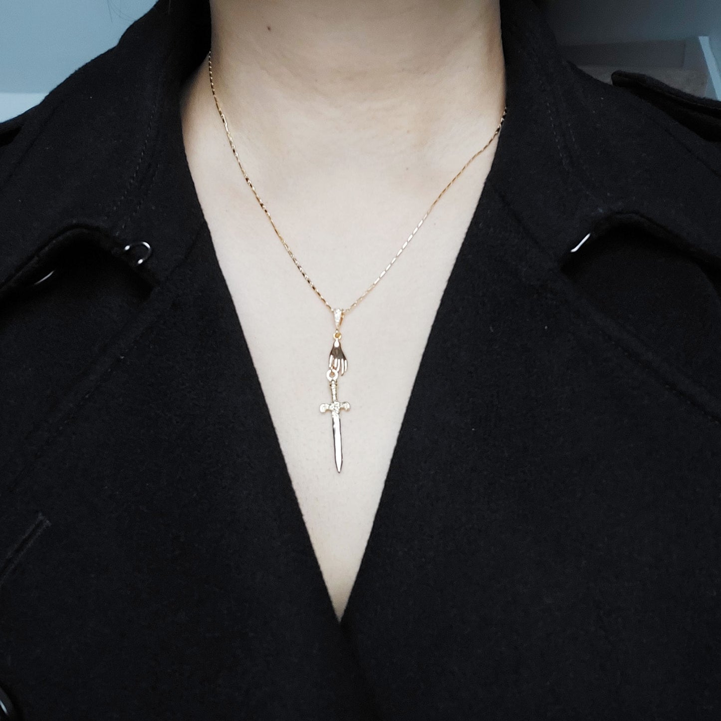 Gold/Silver Queen of Swords Tarot Necklace / Dagger Necklace / Tarot hand Dainty Necklace