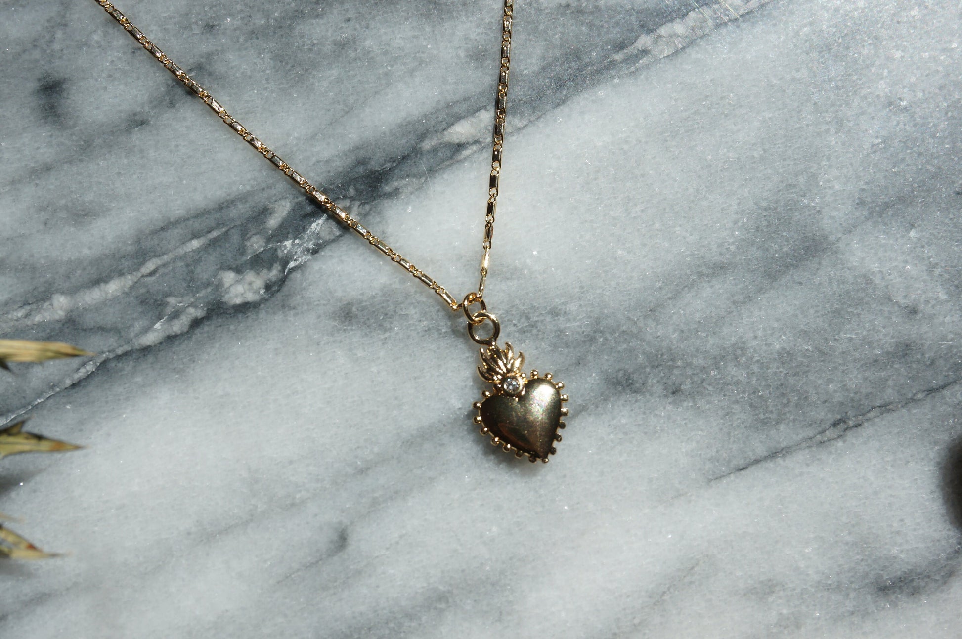 Dainty Sacred Heart Gold / Silver Necklace