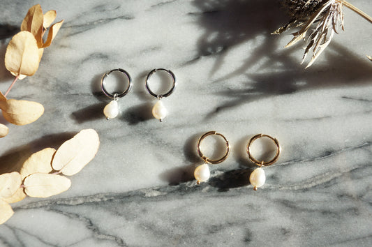 Teardrop Freshwater Pearl Minimal Huggie Hoop Earrings