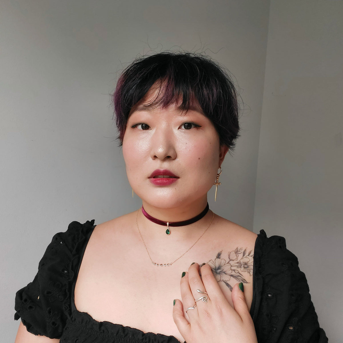 IVY Green Teardrop and Burgundy/Black / Green Stretch Velvet Choker
