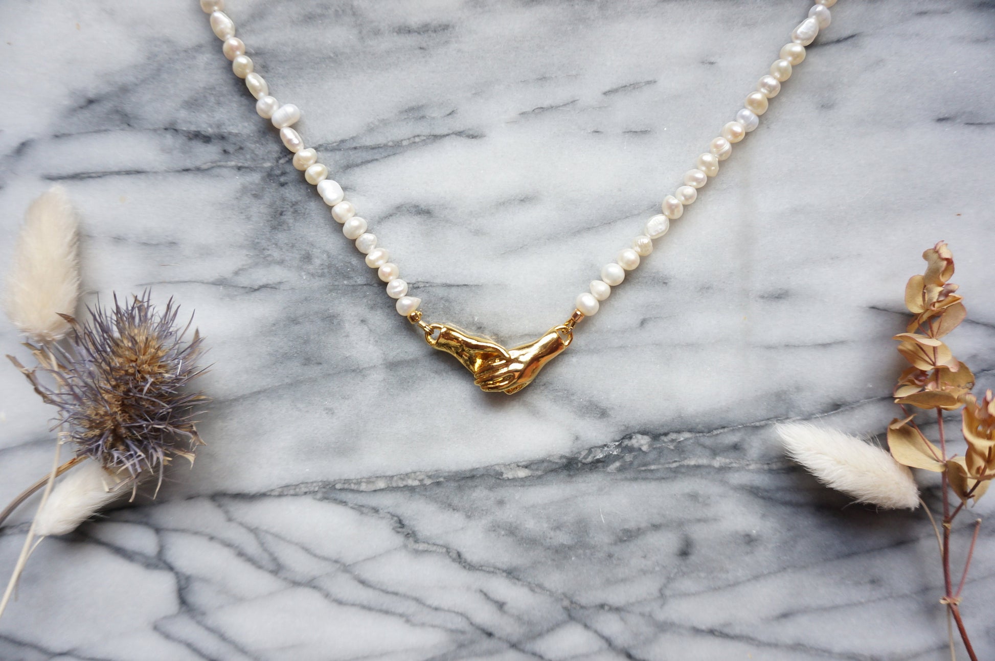 Gold / Silver Hand Holding Hand Pearl Strand Necklace, Magnet Clasp Freshwater Vintage Style Baroque Pearl Necklace