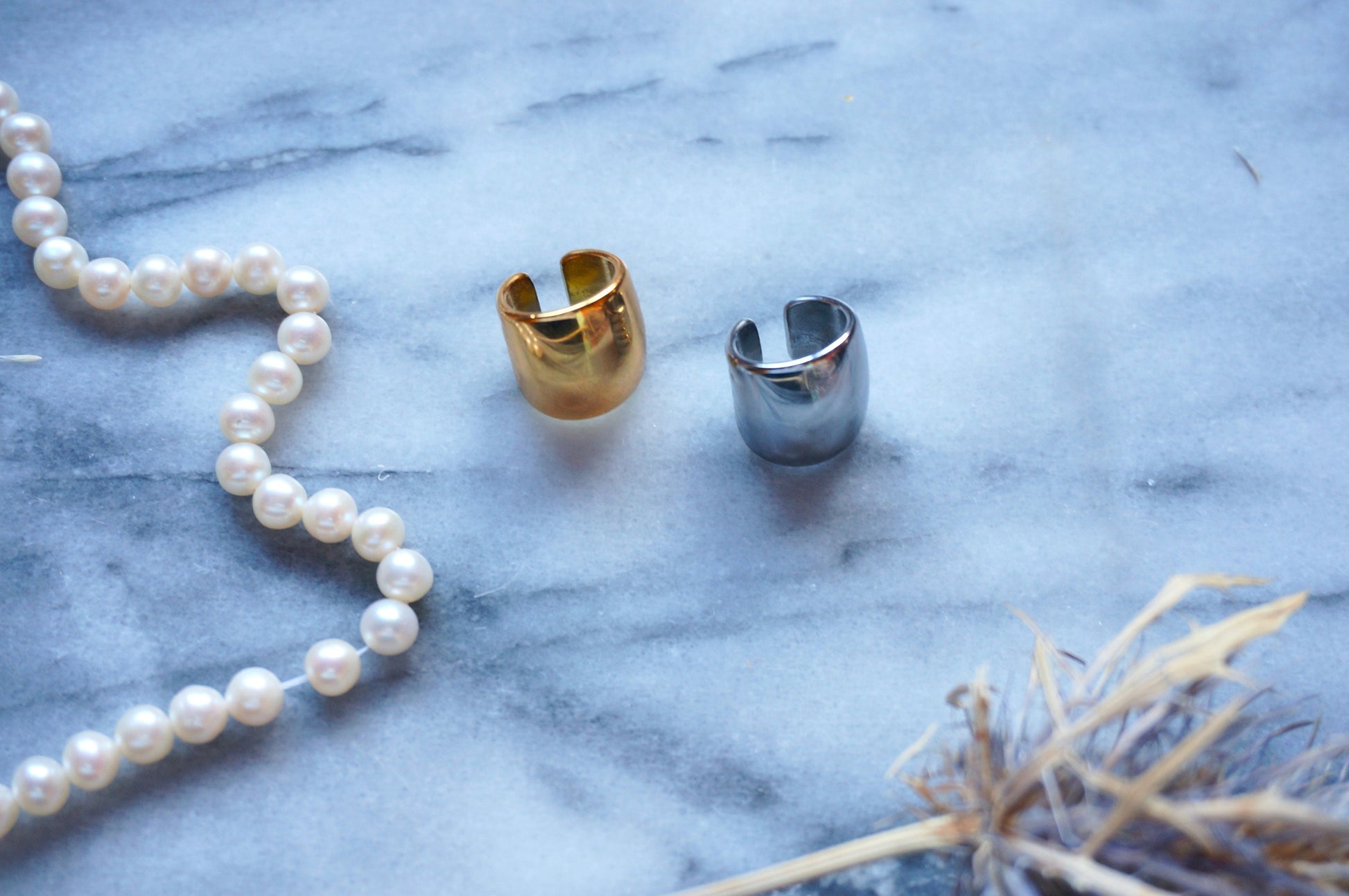 Alexei Minimal Chunky Gold/ Silver Ear Cuff Single