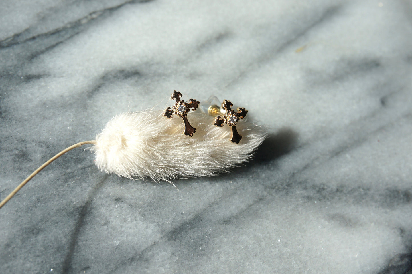 CROSS Simple Gold Studs