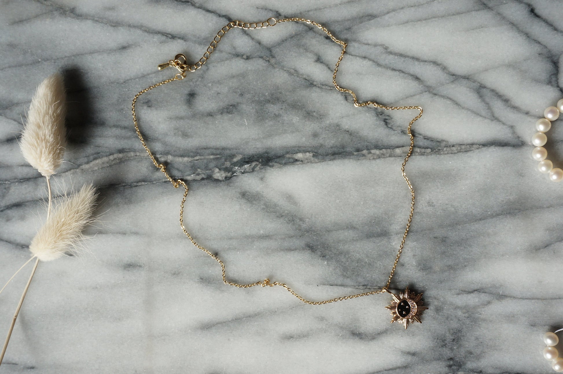 EOS Gold/Silver Sun/Moon Pendant Necklaces
