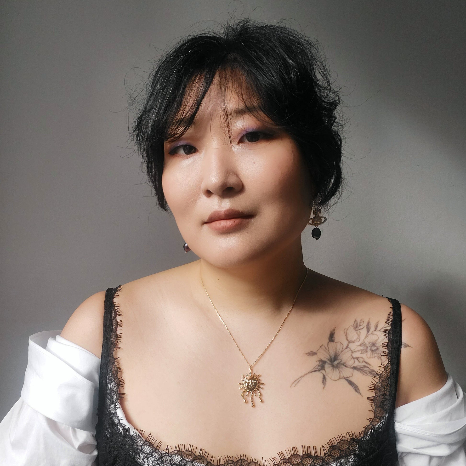 SUNNIVA Gold Sun Necklace