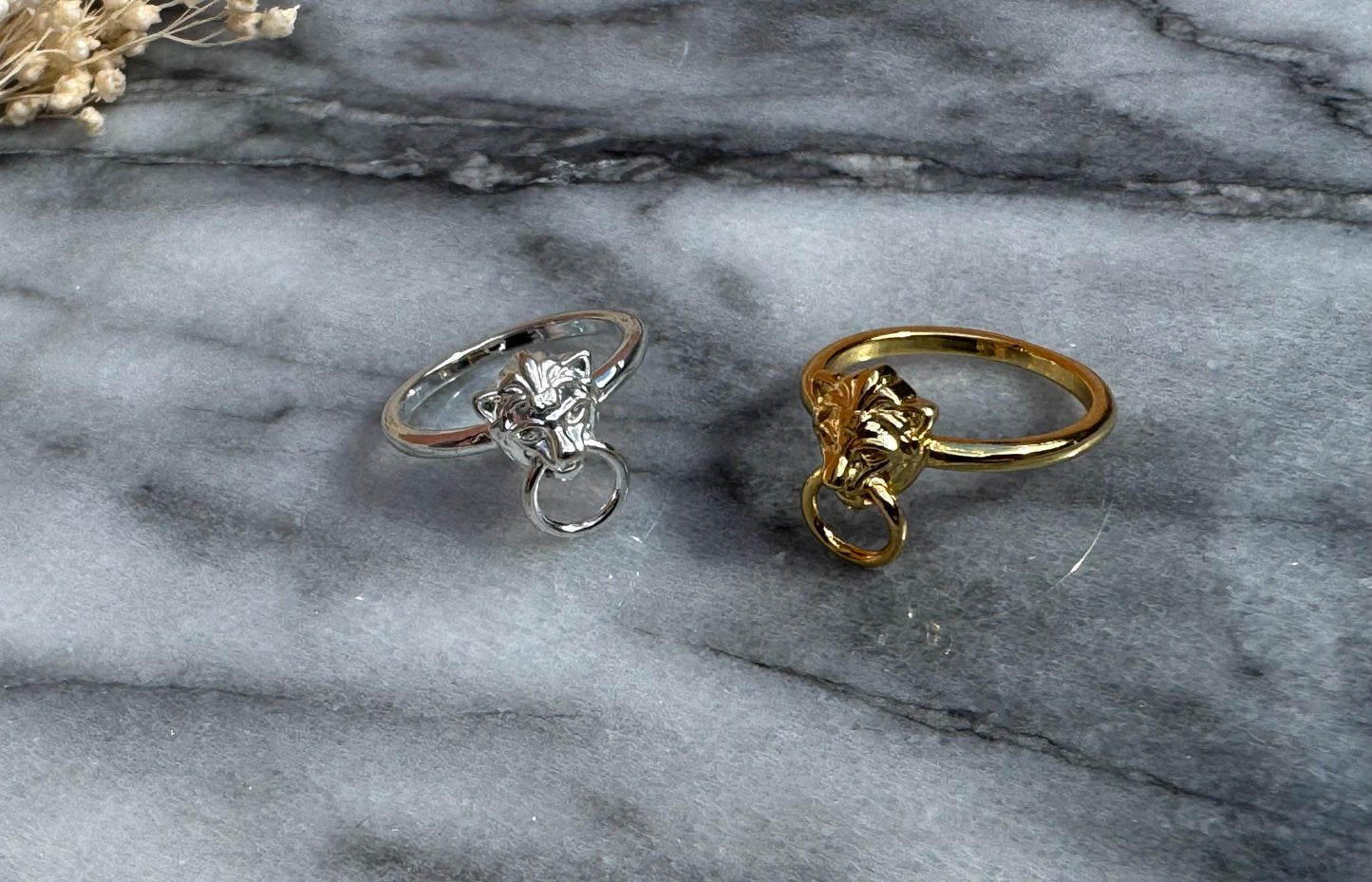Victorian Style Lion Knocker Ring in Silver / Gold